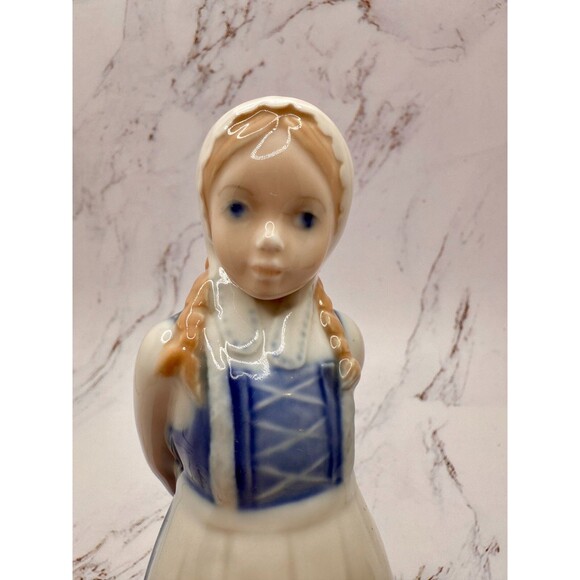 Copenhagen B&G Karin Figure of the Year 1987 Limited Edition 5000/003 Excellent - Picture 6 of 11